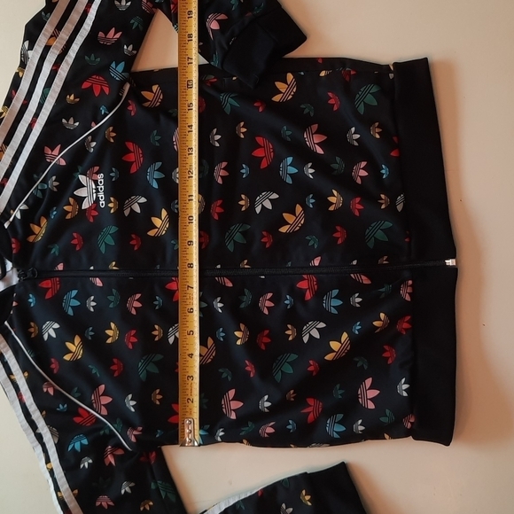 Adidas logo black track zip up jacket - Picture 7 of 7